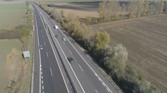 Slovensko má veľké diery vo výbere poistného. Neplatičom PZP chcú klepnúť po prstoch