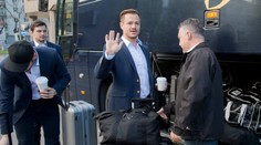 FOTO: Hokejisti odleteli do Kolína. Prehovorili aj o našich ambíciach