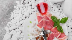 Zvyšky jedál nemusia vždy skončiť v koši. TOP 7 tipov, ako s nimi naložiť