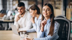 Pracujte menej, zarábajte rovnako? Náš sused štartuje veľký experiment, ktorý môže spôsobiť revolúciu v práci