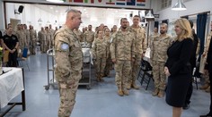 Zuzana Čaputová sa na Cypre stretla so slovenskými vojakmi a policajtmi