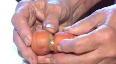 Žena (84) už neverila, že nájde stratený prsteň. Zapáčil sa však mrkve