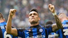 Stret Slovákov v Serii A pre Škriniara. Neapol s Lobotkom v základe natiahol víťaznú sériu a kraľuje Taliansku