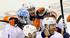 Posledným konferenčným finalistom sa stal New York Islanders, prvýkrát po 27 rokoch