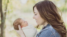 Žena (48) porodila vlastného vnuka