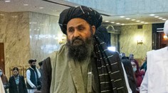 Zakladateľ Talibanu sa vrátil po 20 rokoch do vlasti. „Mäsiara" vítali ako hrdinu