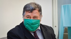 Musíme byť na seba prísnejší. V boji proti mutácii je kľúčové naše správanie sa, hovorí Krčméry