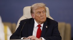 Po útokoch medzi Izraelom a Hamasom Trump tvrdí, že prímerie stále platí