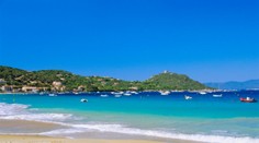 Na slnečnej Korzike zabíjala búrka. Medzi obeťami je aj 13-ročné dovolenkujúce dievča