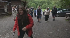 Keď je vonku 30 stupňov, Barbora si oblieka bundu. Takto vyzerá jej letná brigáda