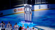 Dosluhujúci prezident IIHF Fasel sa rozlúčil exhibíciou. Nechýbali v nej aj traja Slováci