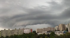 SHMÚ varuje pred nebezpečným počasím. Hrozia búrky aj prívalové povodne