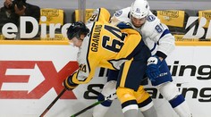 Černák prispel asistenciou k víťazstvu Tampy v Nashville