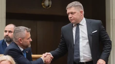Voľby by v júli vyhral Hlas-SD, za ním nasledujú SaS a Smer-SD
