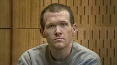 Nemilosrdný vrah z Christchurch, ktorý zabil 51 ľudí, sa prvýkrát pozrel do tvárí pozostalým