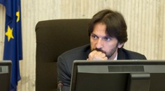 Komentár: Kaliňákove kauzy? Na krku má aj iný problém