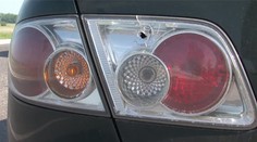 Postrelená Sýrčanka je stabilizovaná, v komunikácii s lekármi jej pomáha rodák