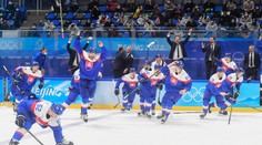FOTOGRAFIE TÝŽDŇA: Historický úspech hokejistov či španielske mesto duchov. Pozrite si najzaujímavejšie fotografie uplynulého týždňa