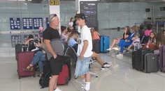 Ďalšie problémy na bratislavskom letisku. Na Cyprus odleteli o deň neskôr