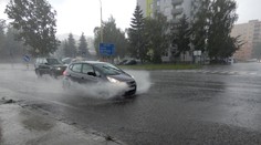 Na Slovensko sa valia búrky. Pozrite si, ktoré okresy sú najviac ohrozené