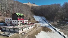 Zvoní do budúcna lyžiarskemu biznisu umieračik? Nižšie položené zjazdovky do 1 000 metrov vraj neprežijú