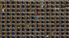 GALÉRIA: Zložili sľuby a zasadli do lavíc. Pozrite si nové aj staré známe tváre poslancov Národnej rady SR