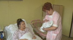 Pani Eva bola pôrodnou asistentkou pol storočia. Do dôchodku odišla so slzami v očiach