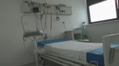 Hrali sa 19 rokov na ťažko chorých, aby dostávali dávky. Polícia odhalila ich dvojitý život