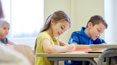 Dievčatko zabavilo rodičov a tisíce ľudí. Pozrite, ako vyriešilo prešmyčku