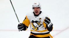 VIDEO-NHL: Matthews okorenil návrat tromi bodmi, Crosby zaznamenal hetrik