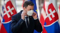 Premiér Heger dostane v sobotu prvú dávku vakcíny proti koronavírusu