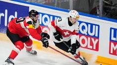 VIDEO: Prestrelka v alpskom derby. Švajčiari využili až päť presiloviek, Rakúšania prehajdákali náskok