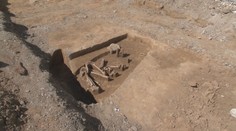 V centre Nitry objavili hrob starý tisícky rokov. Podľa archeológov ho v minulosti niekto vykradol