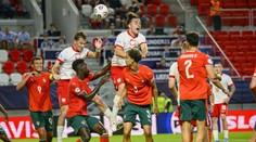 Portugalci zničili Poliakov štyrmi gólmi za pol hodinu. Francúzi položili Gruzíncov v 102. minúte