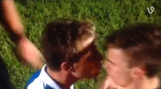 Hráč netradične ukončil hádku na ihrisku. Bozkom!