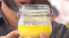 Nakladaný hermelín a feta repkovo-reďkvovom oleji