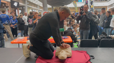 Na Slovensku máme nový rekord. Vyše 1000 ľudí sa zapojilo do akcie resuscitácie figurín