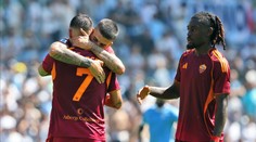 Futbalisti z večného mesta doma problémy nemali. V tabuľke preskočili Lobotkov Neapol