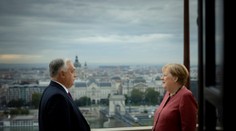 Chceli sme rokovať, oni však boli proti. Postoj Poľska a Pobaltia podľa Merkelovej prispel k vzniku vojny na Ukrajine