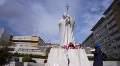 Pozitívne správy z Vatikánu. Pápež František už nie je v kritickom stave