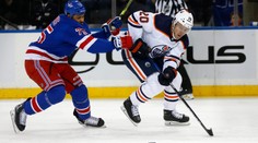 Rangers zdolali Edmonton a sú na čele ligy, triumf naštartoval kiks brankára Koskinena