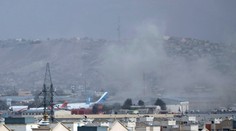 Biely dom potvrdil, že Taliban zlikvidoval strojcu bombového atentátu na kábulské letisko