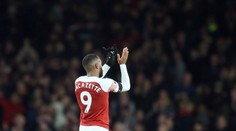 Arsenal Londýn natiahol sériu bez prehry po remíze s Liverpoolom
