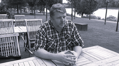 Zomrel známy textár (†60). Beáte Dubasovej napísal jeden z najväčších hitov