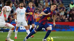 Barcelona zdemolovala Sevillu, hetrik Raphinhu. Valjent sa s Malorkou dočkal víťazstva
