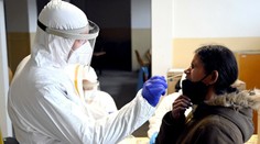 Každý štvrtý testovaný bol pozitívny. Pribudli aj desiatky obetí