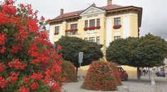 Úradovali niekoľko období, no rozhodli sa nekandidovať. Toto odkazujú mladým nástupcom