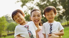 Čína nepovolí párom ľubovoľný počet detí