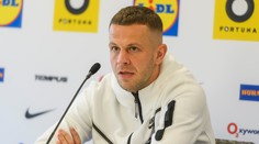 VIDEO: Skrat slovenského reprezentanta Vavra na turnaji pred Vianocami. Tínedžerovi strelil facku