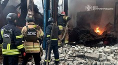 Rusi raketami útočili na obytnú oblasť v meste Kryvyj Rih. Zahynulo 12 ľudí vrátane troch detí